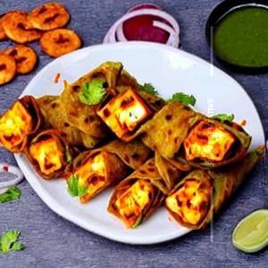 Paneer Tikka Rumali Roll
