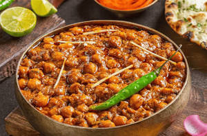 Amritsari Chole [Serves 2]