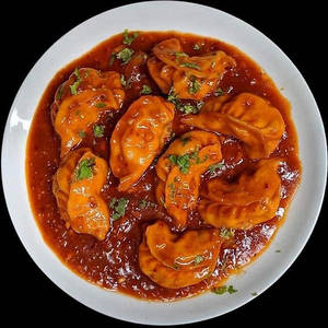 Paneer Gravy Momo