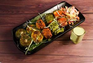 Veg Tandoori Platter (08 Pcs)