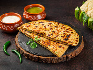 Gobi Paratha [2 Pieces]
