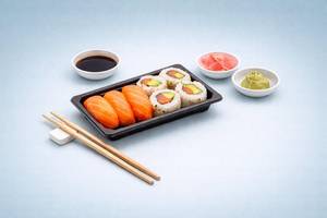 Solo Salmon Set (7 Pc)