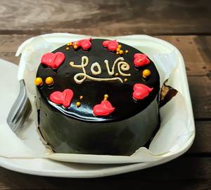 Dark chocolate bento cake