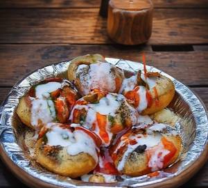 Dahi puchka with pav bhaji [4 pav]
