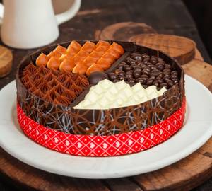 Premium Dutch Chocolate Bliss Cake 1 Kg Ractangular