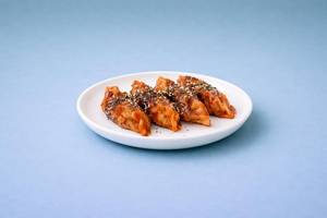 Spicy Minced Crab Mandu (4 pc)