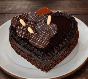 Eggless Dutch Truffle Chocolate Cake [Heart] [500 Grams]