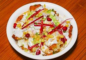 Desi Ghee Aloo tikki with Dahi Chatni  [2pcs]