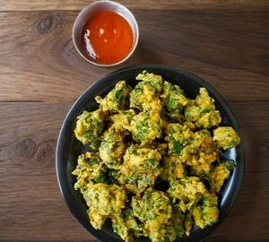 Palak Bhajiya (1 Plate)
