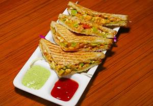 Veg Chipotle Grilled Sandwich [4 Pcs]