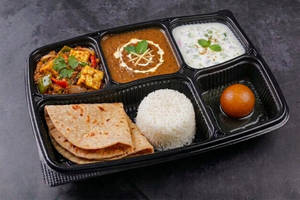 Deluxe Veg Thali