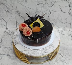 Classic Chocolate Cake