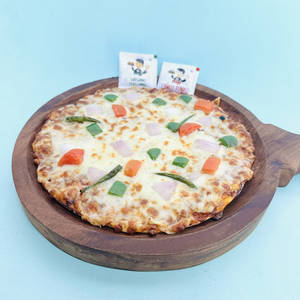 Classic Veg Pizza