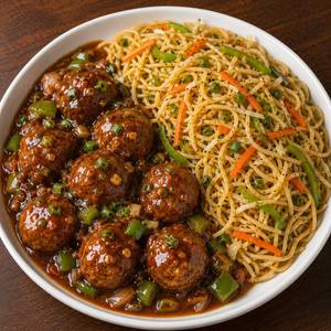 VEG HAKKA NOODLES WITH GRAVY MANCHURIAN