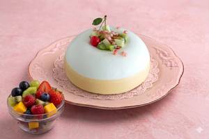 Fresh Fruit Cake