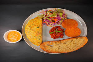Masala & Cheese Omelette
