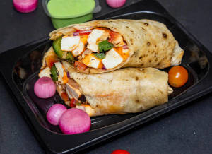 Dhua Dhar Paneer Tikka Roll [2 Pieces]