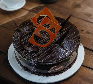 Chocolate truffle cake