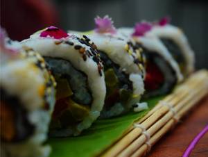Creem Chesse And Guacamole Roll