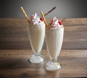 Banana milkshake