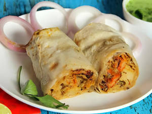 Achari Chaap Roll [2 Pieces]