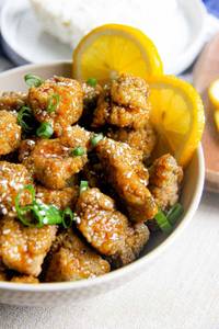 Crispy lemon chicken starters