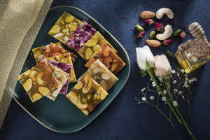 Assorted Chikki (24 Pcs)