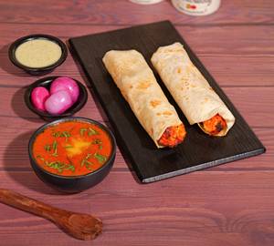 Paneer Tikka Rolls With Tawa Gravy