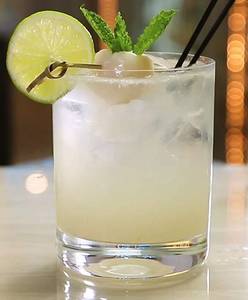 Litchi Mojito