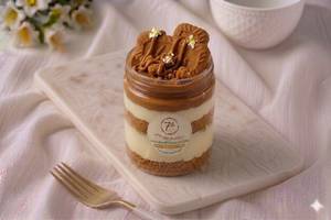 Lotus Biscoff Cheese Jar Cake