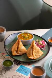 Ragda Samosa (2 Pcs)
