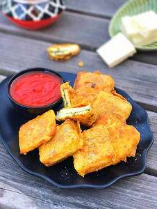 Paneer Pakoda [8 Pieces]