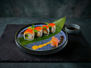 Salmon California Sushi