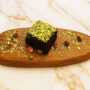 Pistachio Noir Brownie