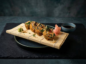 Chef's Special Crispy Crab Maki Sushi