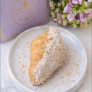 Toasted Almond Croissant