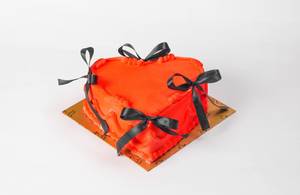 Bonded With Love America Dry Fruit Cake [Free Rose]