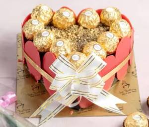 Exquiite Ferrero Valentine Cake [Free Rose]