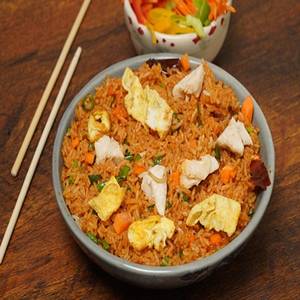 Schezwan Fried Rice- Chicken