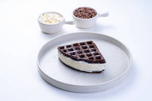 Black White Delight Waffle