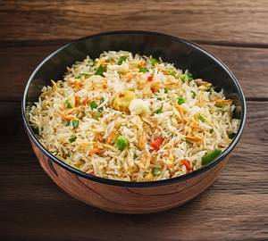 Veg Chilli Garlic Fried Rice [750 Ml]