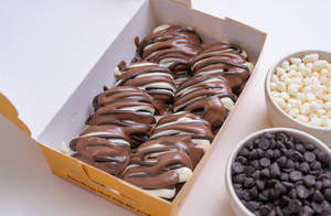 Triple Treat Choco MPC - 8 Pcs