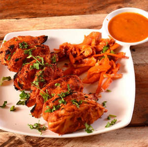 Tandoori Momos [6 Pieces]