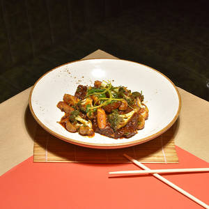 Teriyaki Mock Duck With Broccoli Baby Corn & Mushrooms