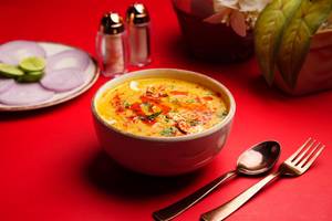 Patangg Special Dhabe-style Dal