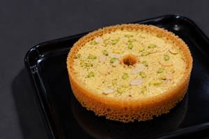 Ghewar With Rabri (1 Pc)