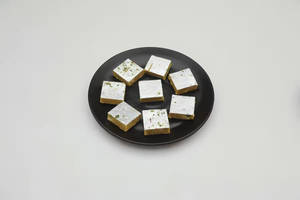 Kaju Kesar Barfi