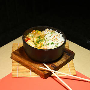 Chicken In Yellow Bean Sauce Bowl