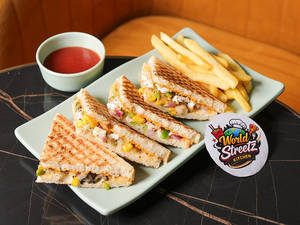 Tandoori Paneer Sandwich