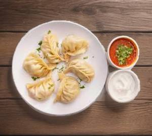 Veg Steamed Momos [Regular, 8 Pieces]